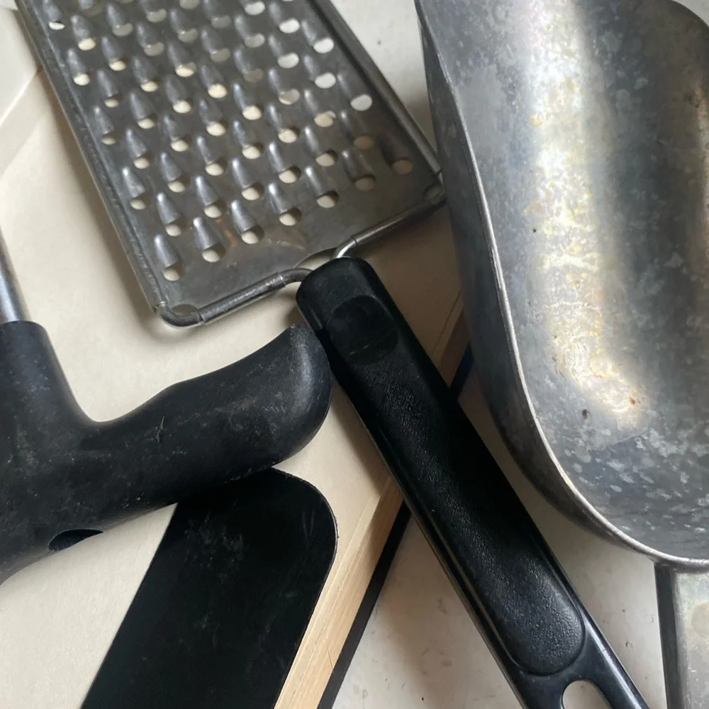 8 pcs Lot of kitchen Utensils tools cooking tools